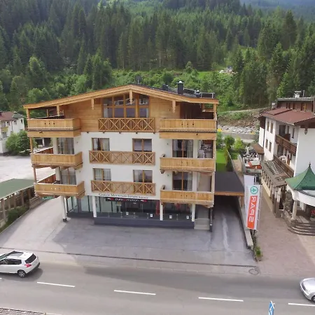 아파트 Penthouse In Next To Lift 겔로스
